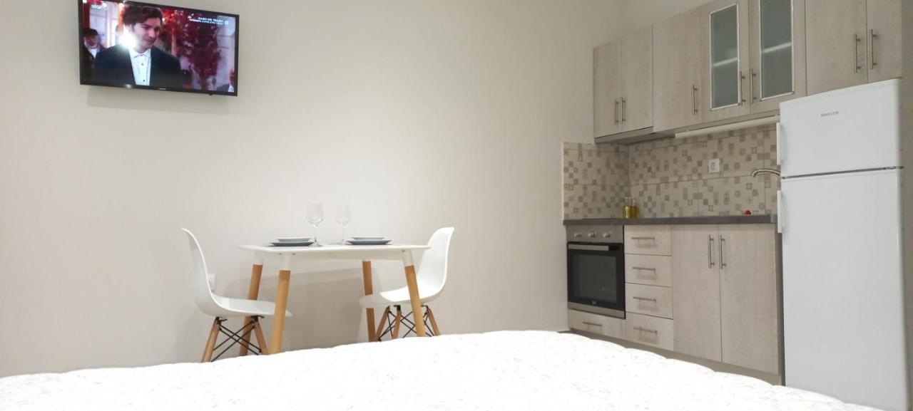 2Downtown.Skg Apartment Солун Екстериор снимка
