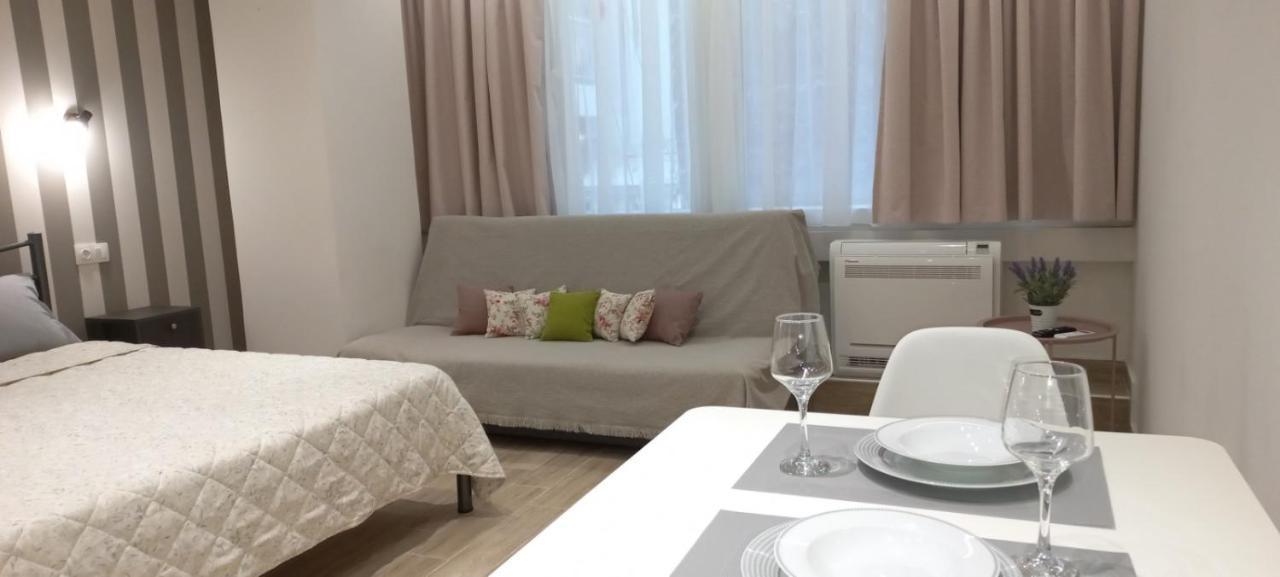 2Downtown.Skg Apartment Солун Екстериор снимка